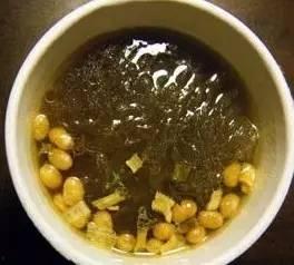 带你吃瓜奇葩吃泡面,带你探索泡面界的“吃瓜”奇闻轶事